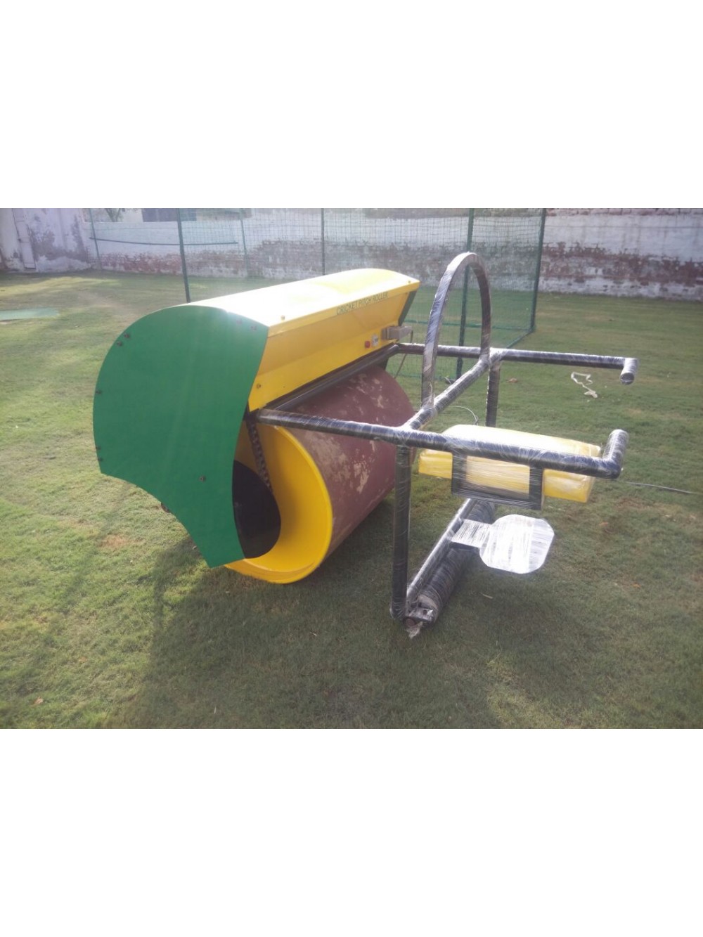 Cricket Pitch Electric Roller Kg Capacity With Remote Control